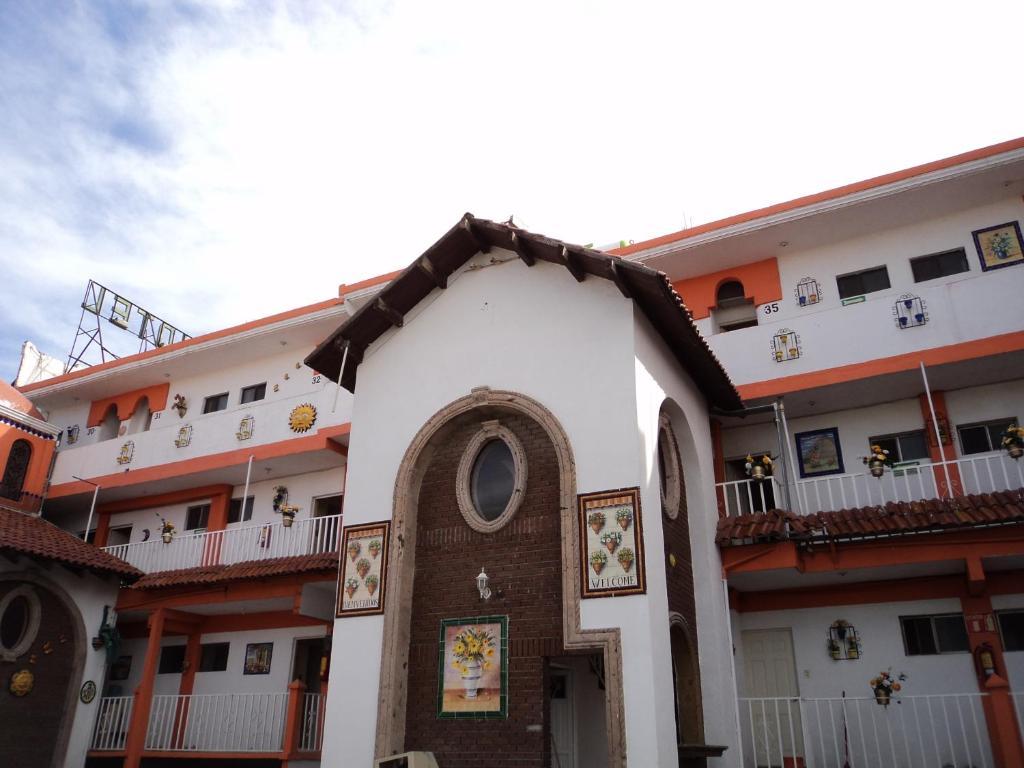 Hotel Mario'S Inn Ramos Arizpe Εξωτερικό φωτογραφία